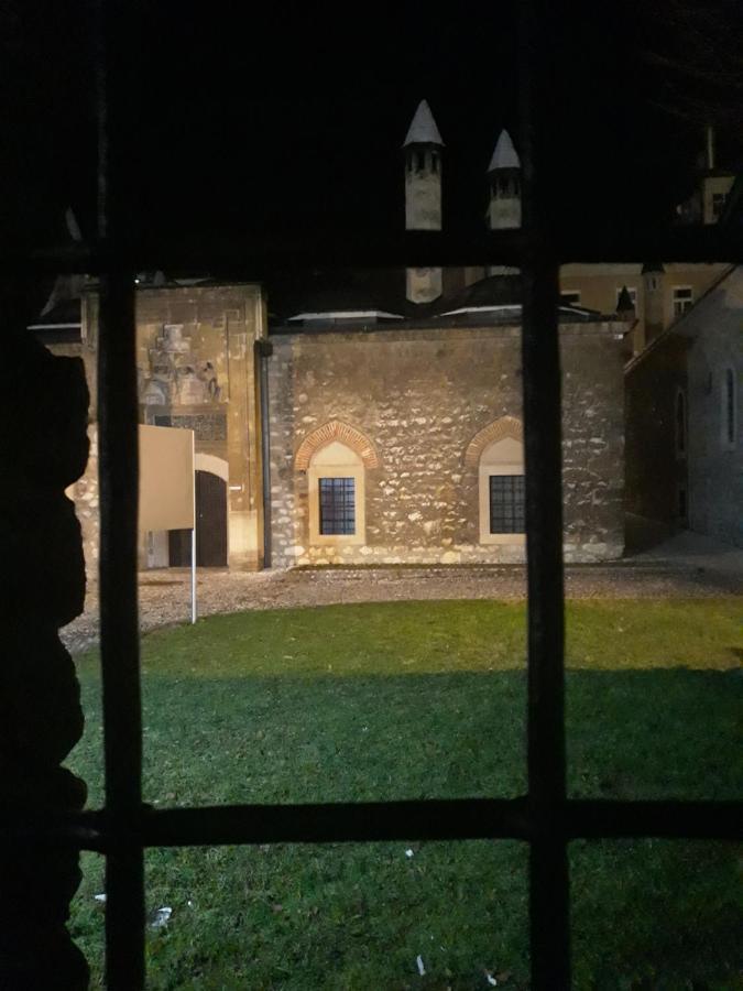Lovely Apartment In Old Town 400M From City Center Sebilj サラエヴォ エクステリア 写真